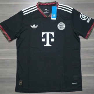 BAYERN MUNICH TERCERA 2025 TALLES(M/ L)