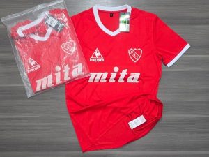INDEPENDIENTE RETRO TITULAR 1986 TALLES(S/M/L)