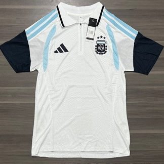 CHOMBA ARGENTINA ENTRENAMIENTO VERSIÓN JUGADOR TALLE L (MANCHADA)