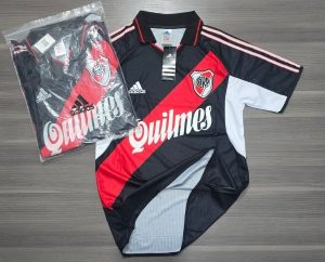 RIVER RETRO NEGRA ALTERNATIVA 2000 TALLES(S/ M/ L)