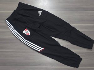 PANTALON RIVER NEGRO ROMPEVIENTO TALLES(S/ XL)