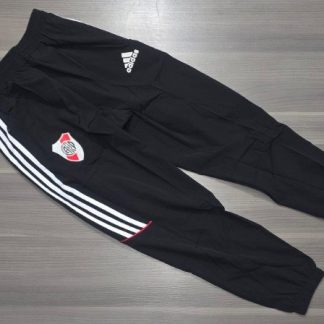 PANTALON RIVER NEGRO ROMPEVIENTO TALLES(S/ XL)