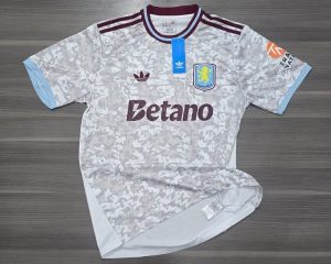 ASTON VILLA 3ERA 2025 TALLE(L)