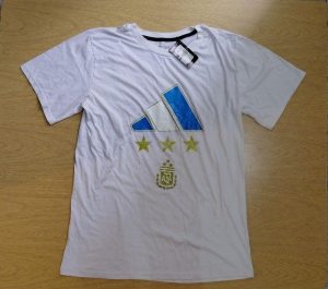 REMERA ARGENTINA TRES ESTRELLAS TALLE S/XXL