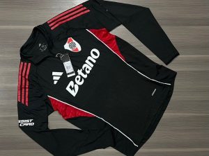 BUZO MEDIO CIERRE RIVER VERSION JUGADOR TALLES(S/ M/ L/ XL)