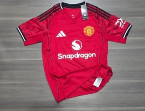 MANCHESTER UNITED TITULAR 2025  HINCHA (S/M/L/XL)