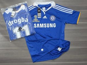 CHELSEA RETRO TITULAR 2007 DROGBA 11 TALLES(M)