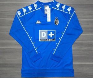JUVENTUS SUPLENTE RETRO MANGA LARGA 1999 TALLES(M/ L/ XL/ XXL)