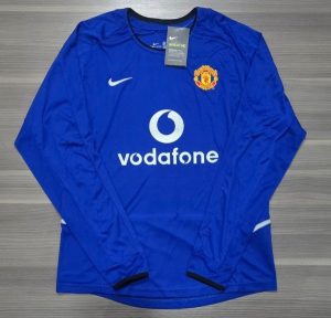 MANCHESTER UNITED 3ERA RETRO MANGA LARGA 2002 TALLES(M/ L/ XXL)