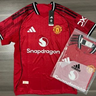 MANCHESTER UNITED TITULAR 2025  VERSION JUGADOR TALLES (L/ XL)
