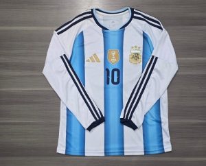 ARGENTINA TITULAR 2026 MANGA LARGA MESSI 10 TALLE (M)