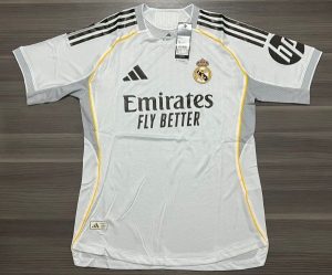 REAL MADRID TITULAR VERSION JUGADOR TALLES(S)