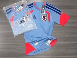 JAPON ENTRENAMIENTO VERSION JUGADOR TALLES(S/M)
