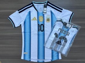 CAMISETA ARGENTINA 2026 TITULAR VERSION JUGADOR MESSI N10TALLES(XXL)
