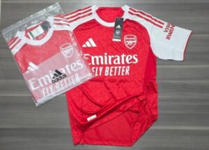 ARSENAL TITULAR VERSION JUGADOR 2026 TALLES(S/)